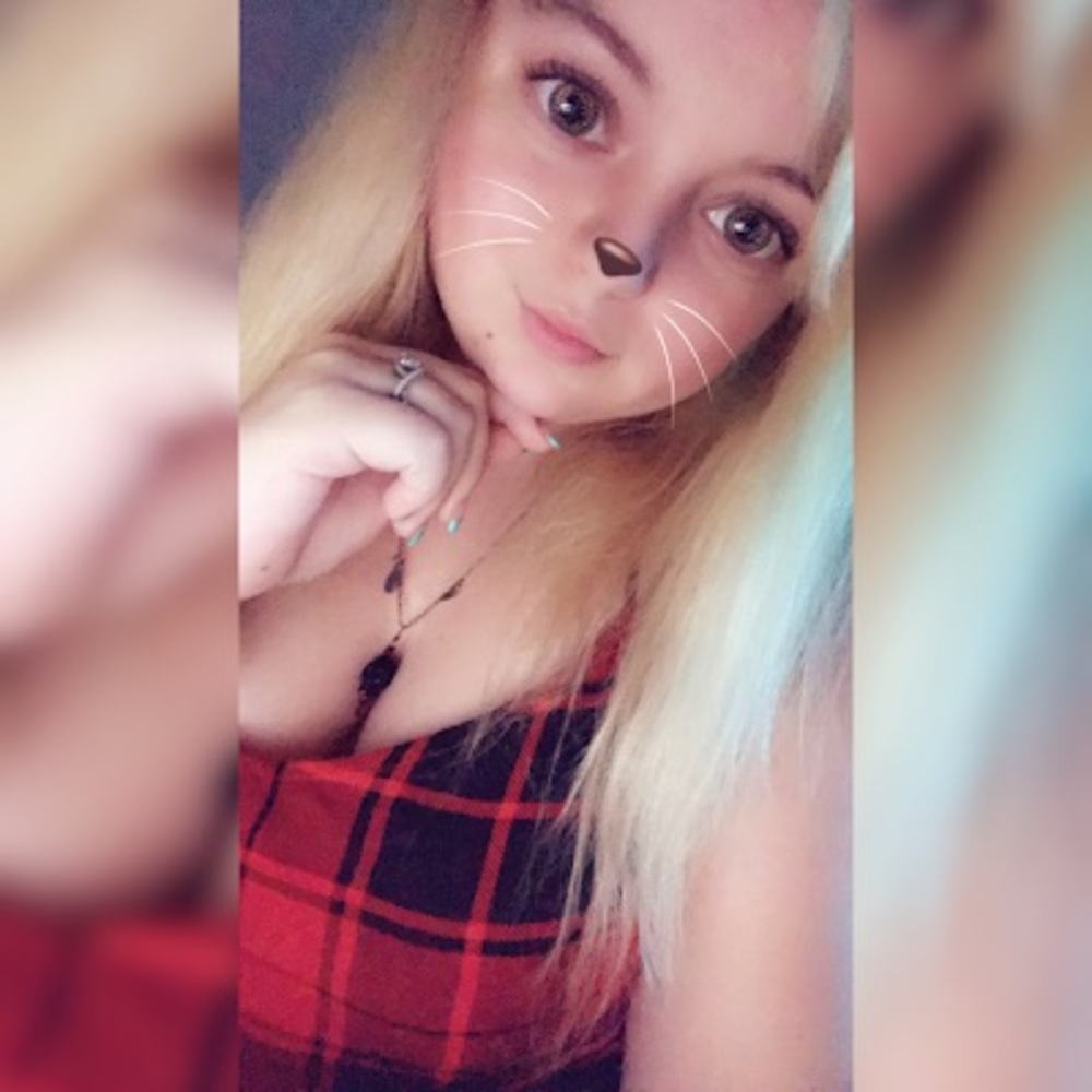 Meet your Posher, Christina